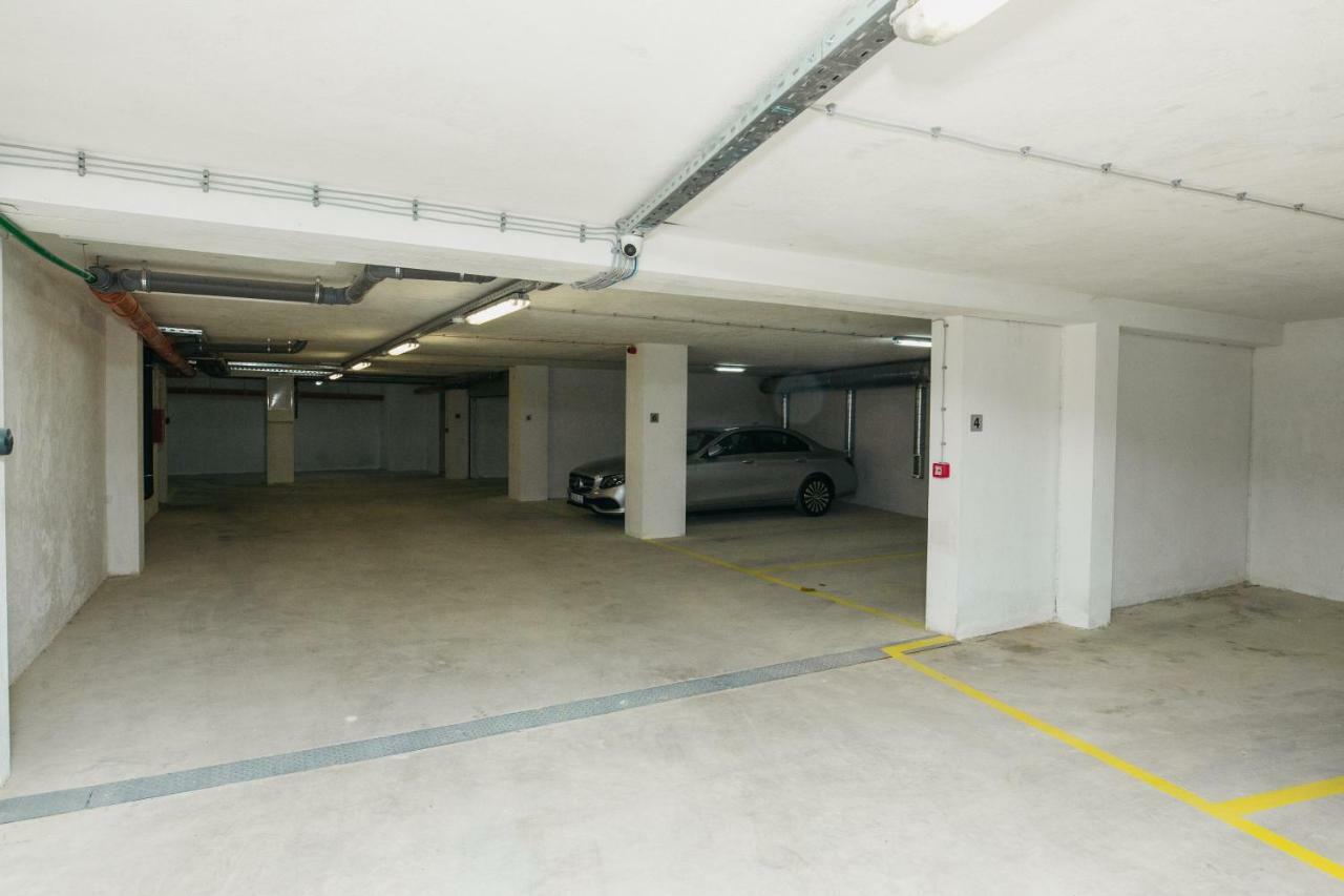 Arena Big Luxury Apartments Novi Sad Eksteriør billede