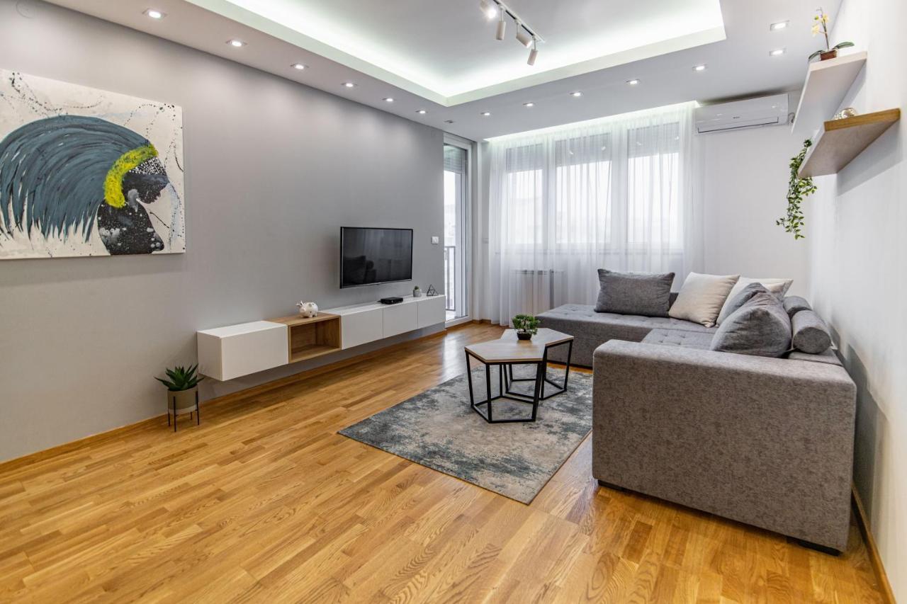 Arena Big Luxury Apartments Novi Sad Eksteriør billede